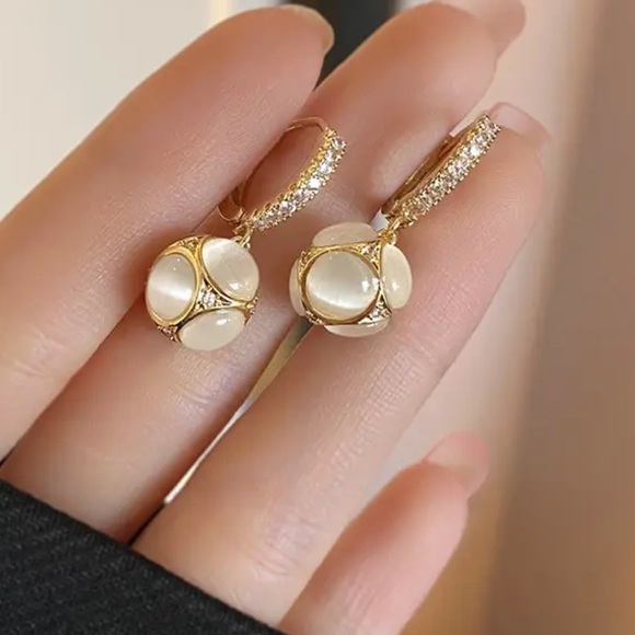 Elegant Gold and White Hoop Earrings - Picture 1 of 9